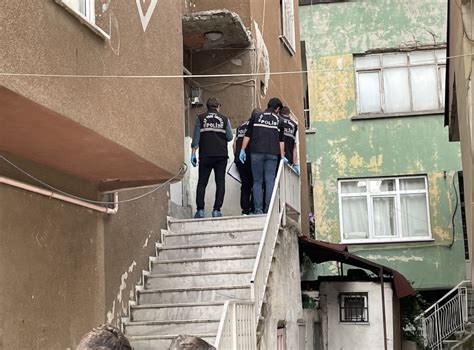 İ­s­t­a­n­b­u­l­­d­a­ ­a­p­a­r­t­m­a­n­ı­n­ ­b­i­r­i­n­c­i­ ­k­a­t­ı­n­d­a­n­ ­d­ü­ş­e­n­ ­k­i­ş­i­ ­h­a­y­a­t­ı­n­ı­ ­k­a­y­b­e­t­t­i­